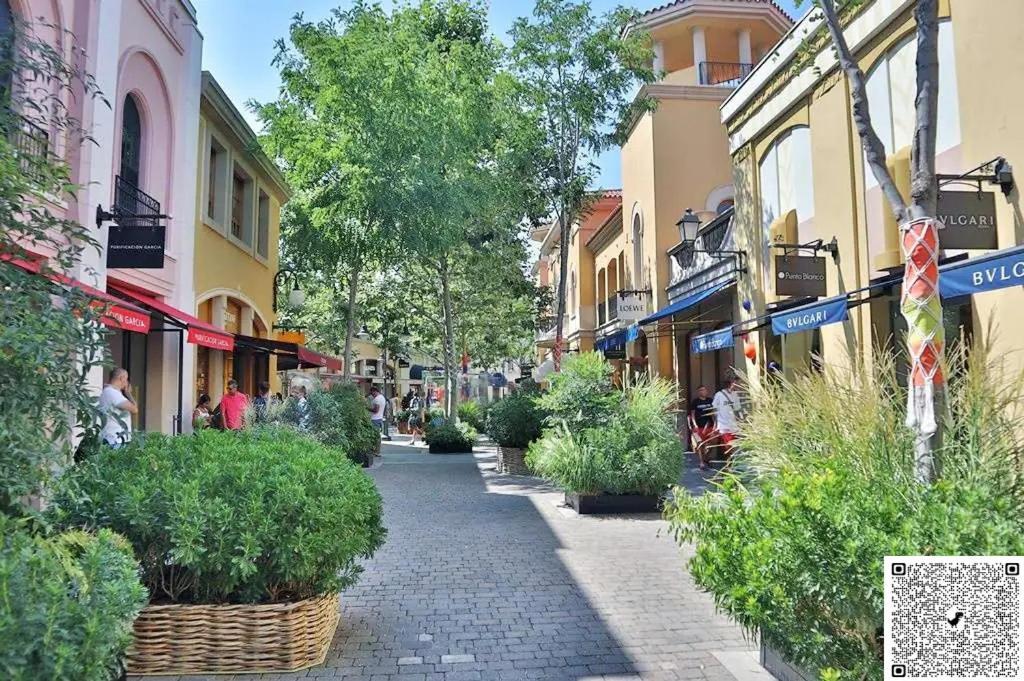Apartamento Las Rozas Centro Con Parking Incluido Luaran gambar