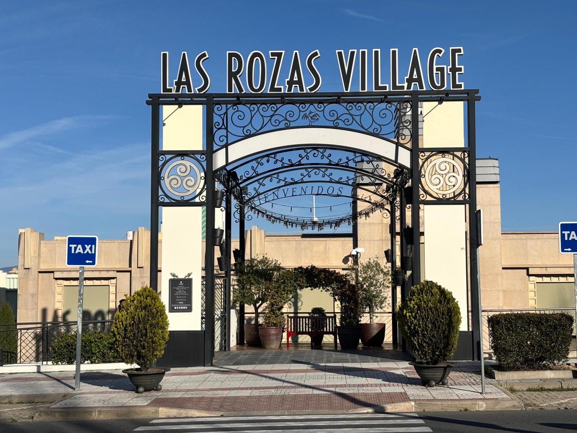 Apartamento Las Rozas Centro Con Parking Incluido Luaran gambar